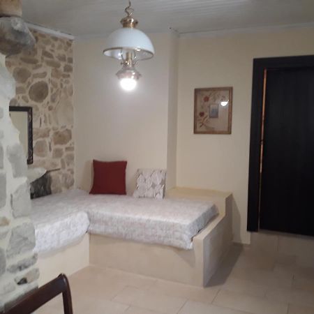 Maison d'hôtes Kritikies Elaia à Pitsidia Extérieur photo