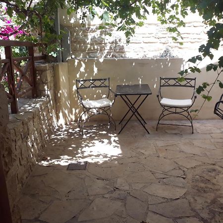 Maison d'hôtes Kritikies Elaia à Pitsidia Extérieur photo